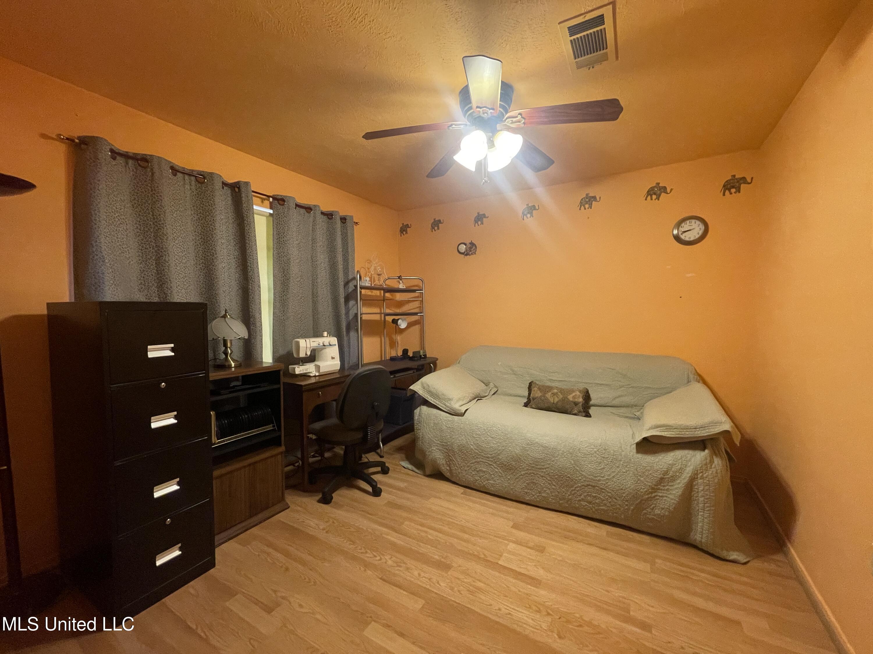 910 Watkins Place Jackson, MS 39206 - Photo 29 of 39 IMG_1759