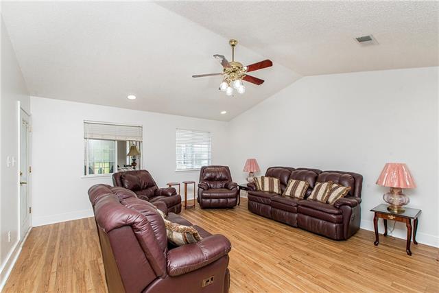 14076 Manina Lane Tickfaw, LA 70466 - Photo 6 of 58