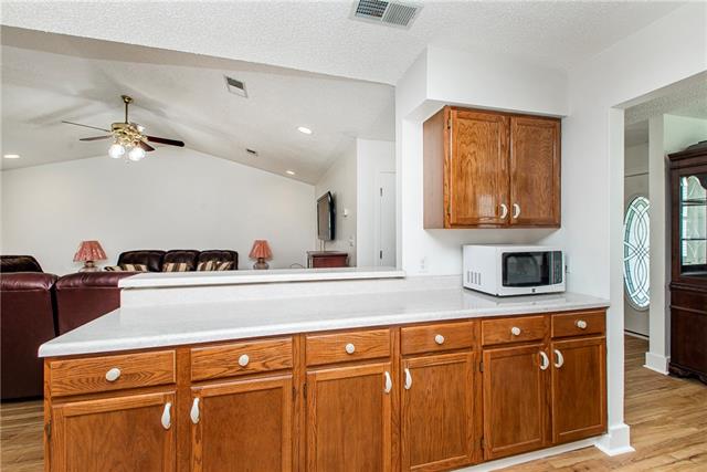 14076 Manina Lane Tickfaw, LA 70466 - Photo 9 of 58