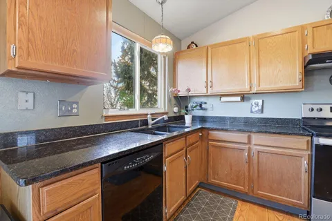 $750,000 | 2311 Cliffrose Lane, Louisville, CO 80027