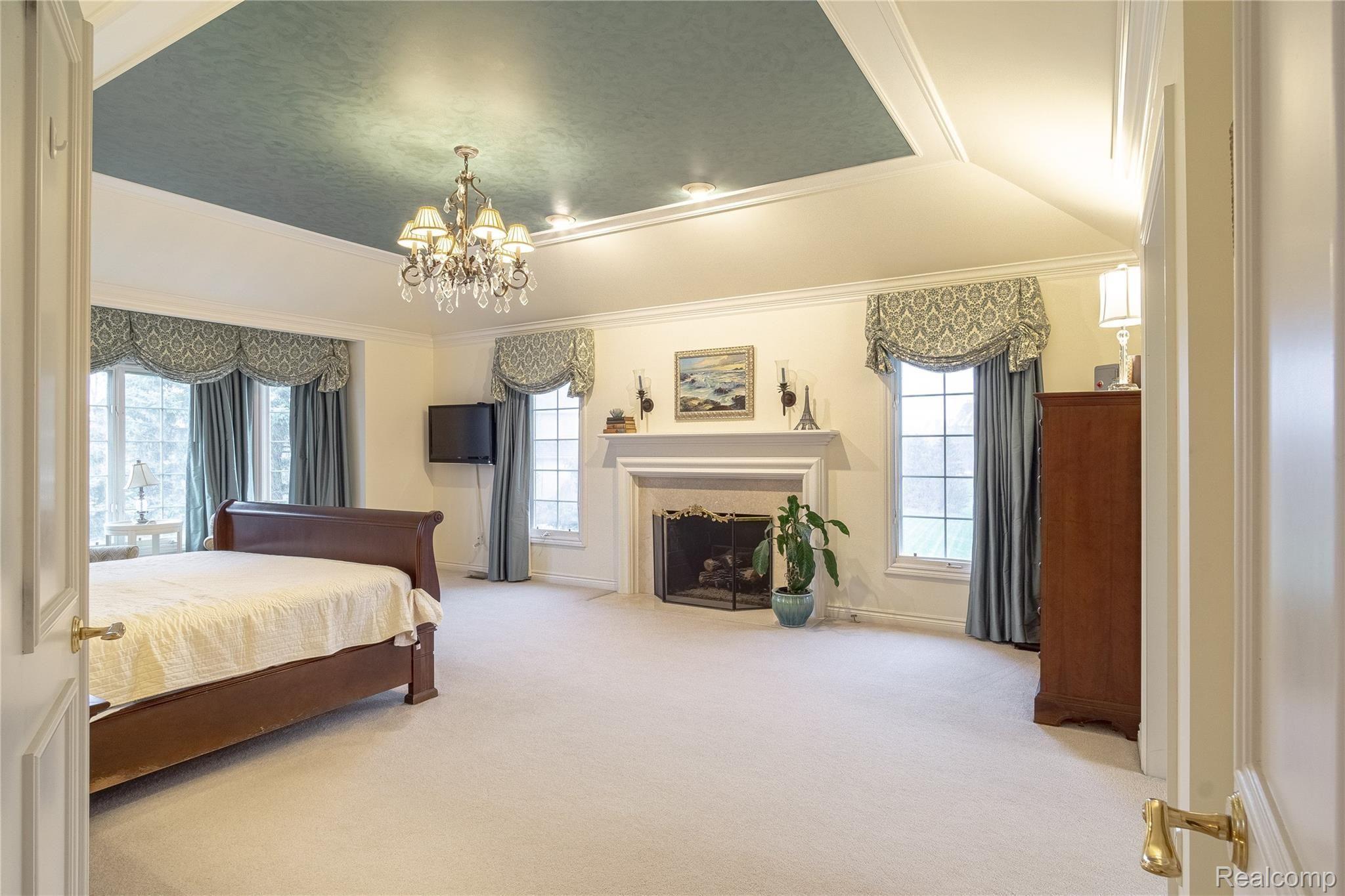 2664 Murfield Court Rochester, MI 48306 - Photo 78 of 99 Interiors (60 of 89).jpg