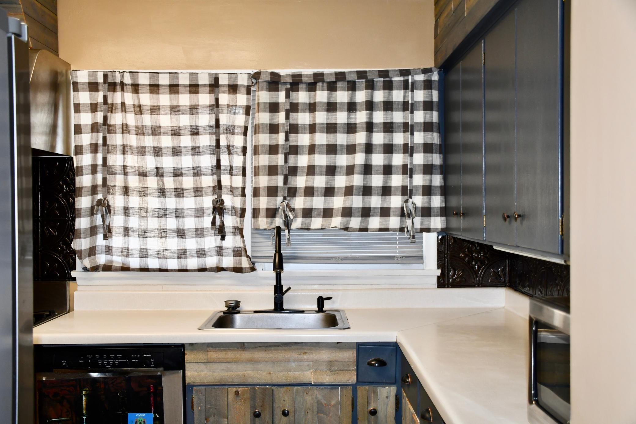 308 Maple Avenue South Thief River Falls, MN 56701 - Photo 14 of 55