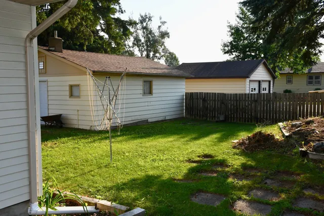 $166,000 | 308 Maple Avenue South, Thief River Falls, MN 56701