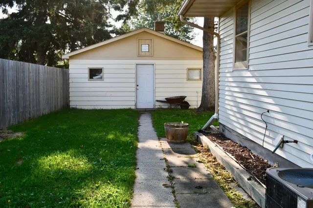 $166,000 | 308 Maple Avenue South, Thief River Falls, MN 56701