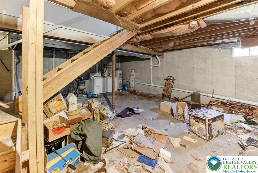 708 Cherokee Street Bethlehem, PA 18015 - Photo 13 of 18 a view of backyard with seating space