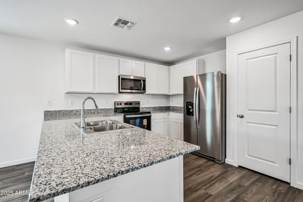 $1,995 | 1845 Yance Drive, Wickenburg, AZ 85390