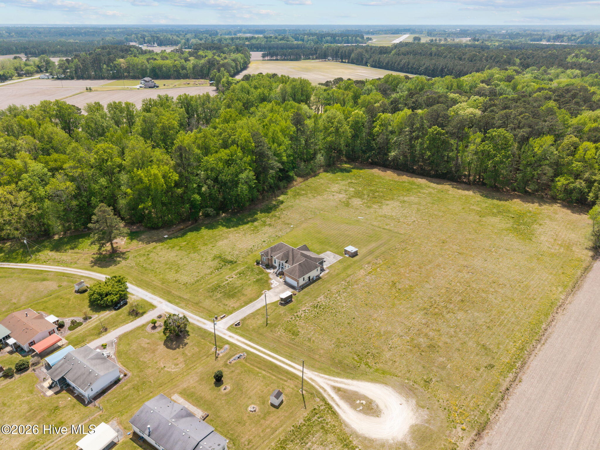 233 Boyd Acres Road Washington, NC 27889 - Photo 13 of 52 4-web-or-mls-DJI_20260413133527_0074_D