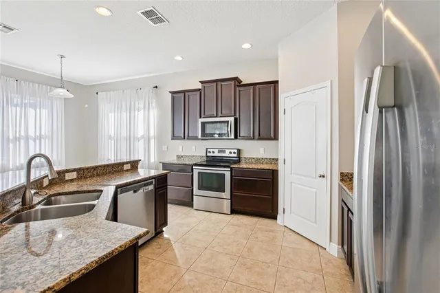 $425,000 | 7614 Atwood Drive, Wesley Chapel, FL 33545