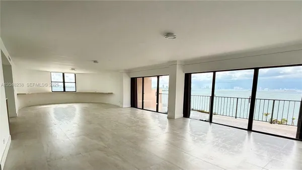 $729,000 | 1800 Northeast 114th, Unit 604, North Miami, FL 33181