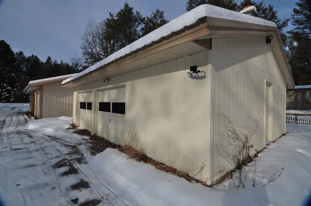 $219,900 | 3624 11th Drive, Wisconsin Dells, WI 53965