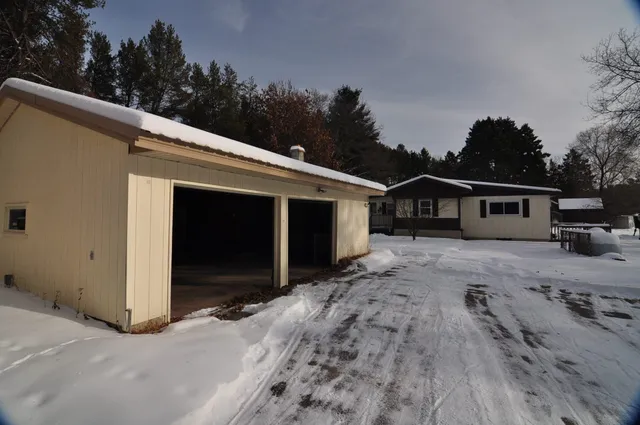 $219,900 | 3624 11th Drive, Wisconsin Dells, WI 53965