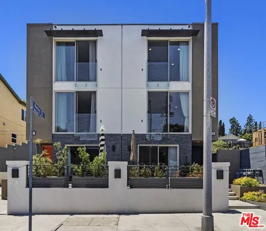 $1,399,000 | 1405 Bates Avenue, Los Angeles, CA 90027