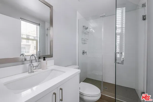 $1,399,000 | 1405 Bates Avenue, Los Angeles, CA 90027