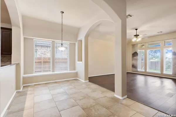 $2,250 | 8710 White Crown, San Antonio, TX 78254