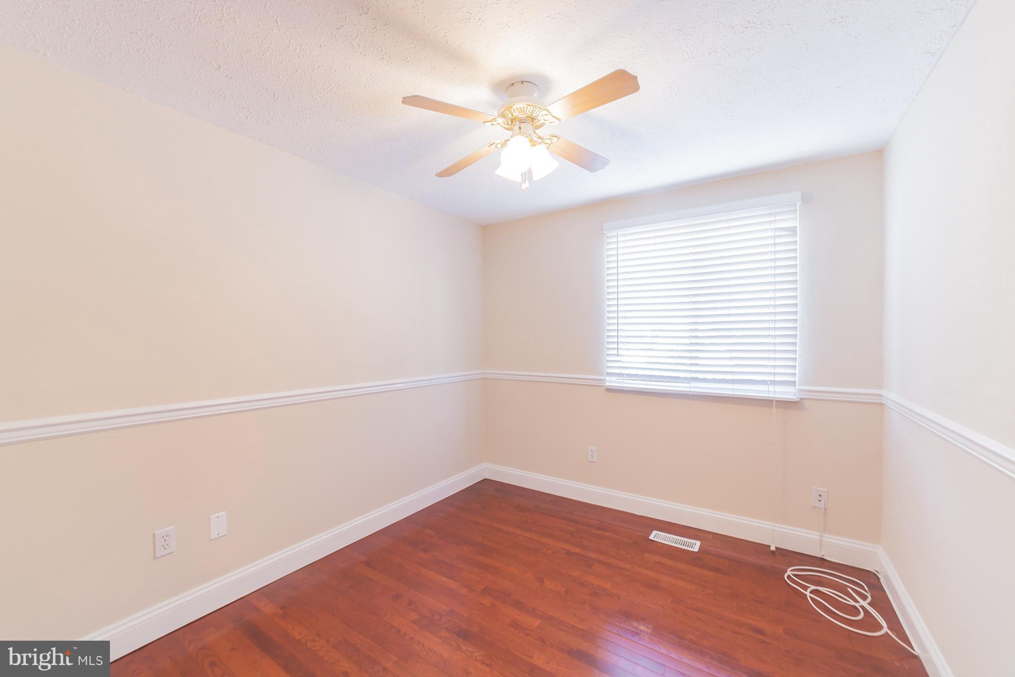 7862 Tick Neck Road Pasadena, MD 21122 - Photo 17 of 30 Bedroom