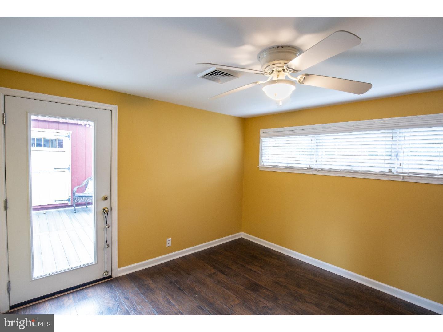 1024 Chesterfield Road Barrington, NJ 08033 - Photo 11 of 21
