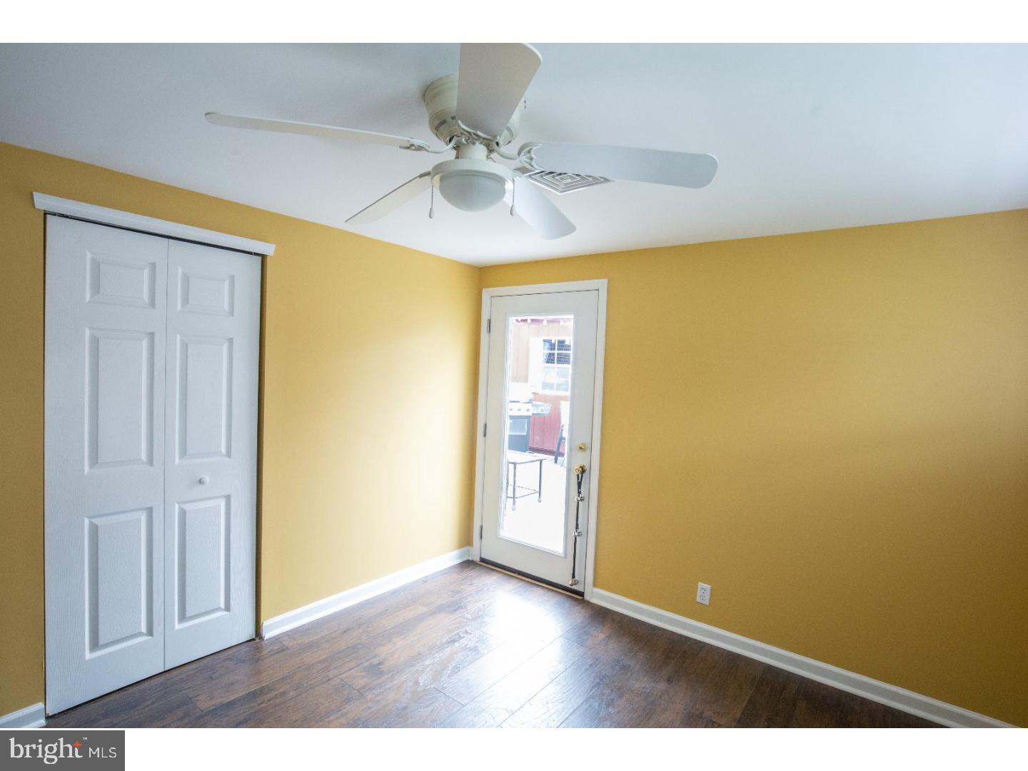 1024 Chesterfield Road Barrington, NJ 08033 - Photo 12 of 21
