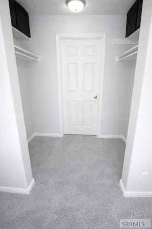 $1,875 | 1966 Dakota Lane, Ammon, ID 83406