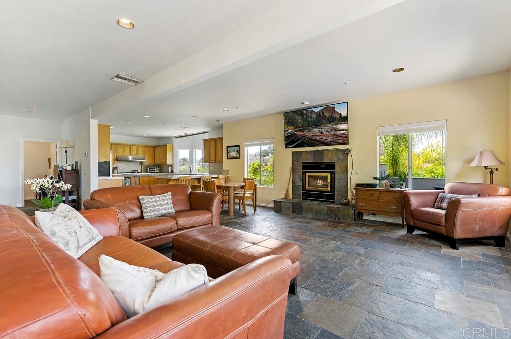 1089 Quail Creek Road Fallbrook, CA 92028 - Photo 4 of 49