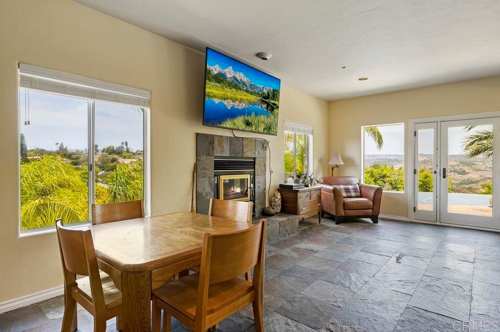 1089 Quail Creek Road Fallbrook, CA 92028 - Photo 6 of 49