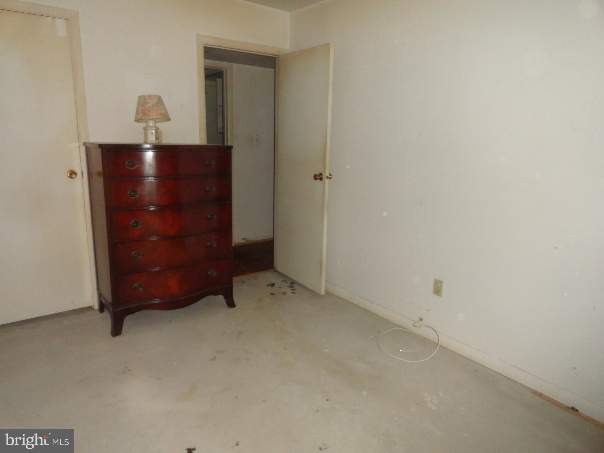 5804 Royal Ridge Drive, Unit P Springfield, VA 22152 - Photo 11 of 30 Bedroom (Master)