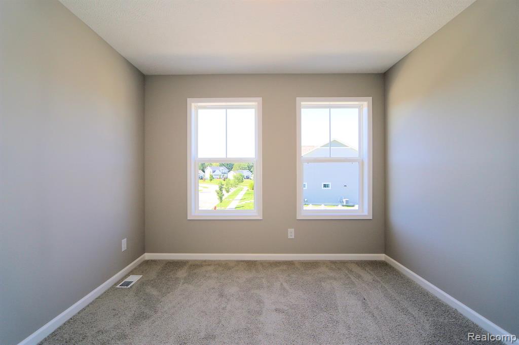 1703 Ashfield Street Howell, MI 48855 - Photo 33 of 56