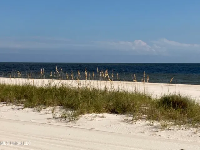 $3,950,000 | 101 4th Avenue, Pass Christian, MS 39571