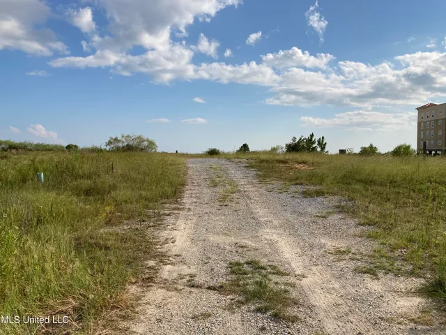 $3,950,000 | 101 4th Avenue, Pass Christian, MS 39571