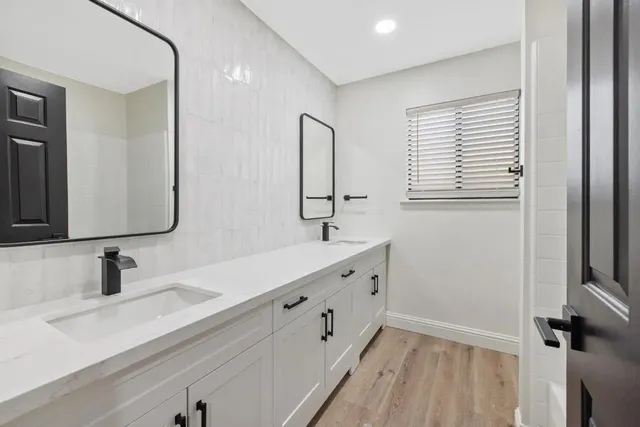 $2,500 | 6379 North Forestiere Avenue, Fresno, CA 93722