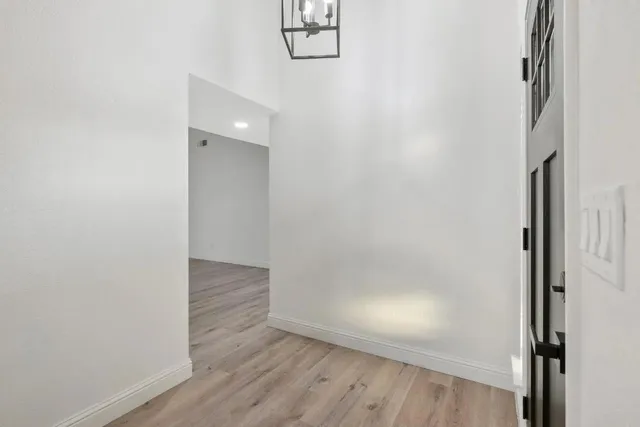 $2,500 | 6379 North Forestiere Avenue, Fresno, CA 93722