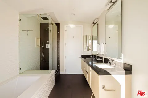 $2,595,000 | 612 Lincoln Boulevard, Unit 3, Santa Monica, CA 90402