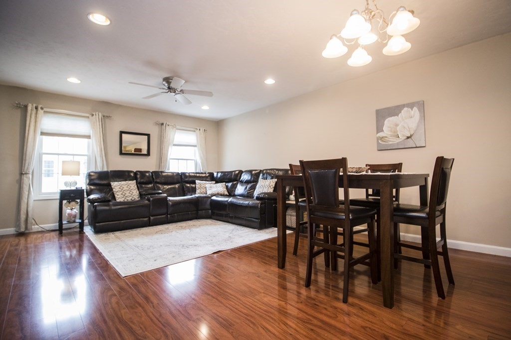 43 Pine Ridge Way, Unit 43 Middleboro, MA 02346 - Photo 4 of 30 Gallery Image 4