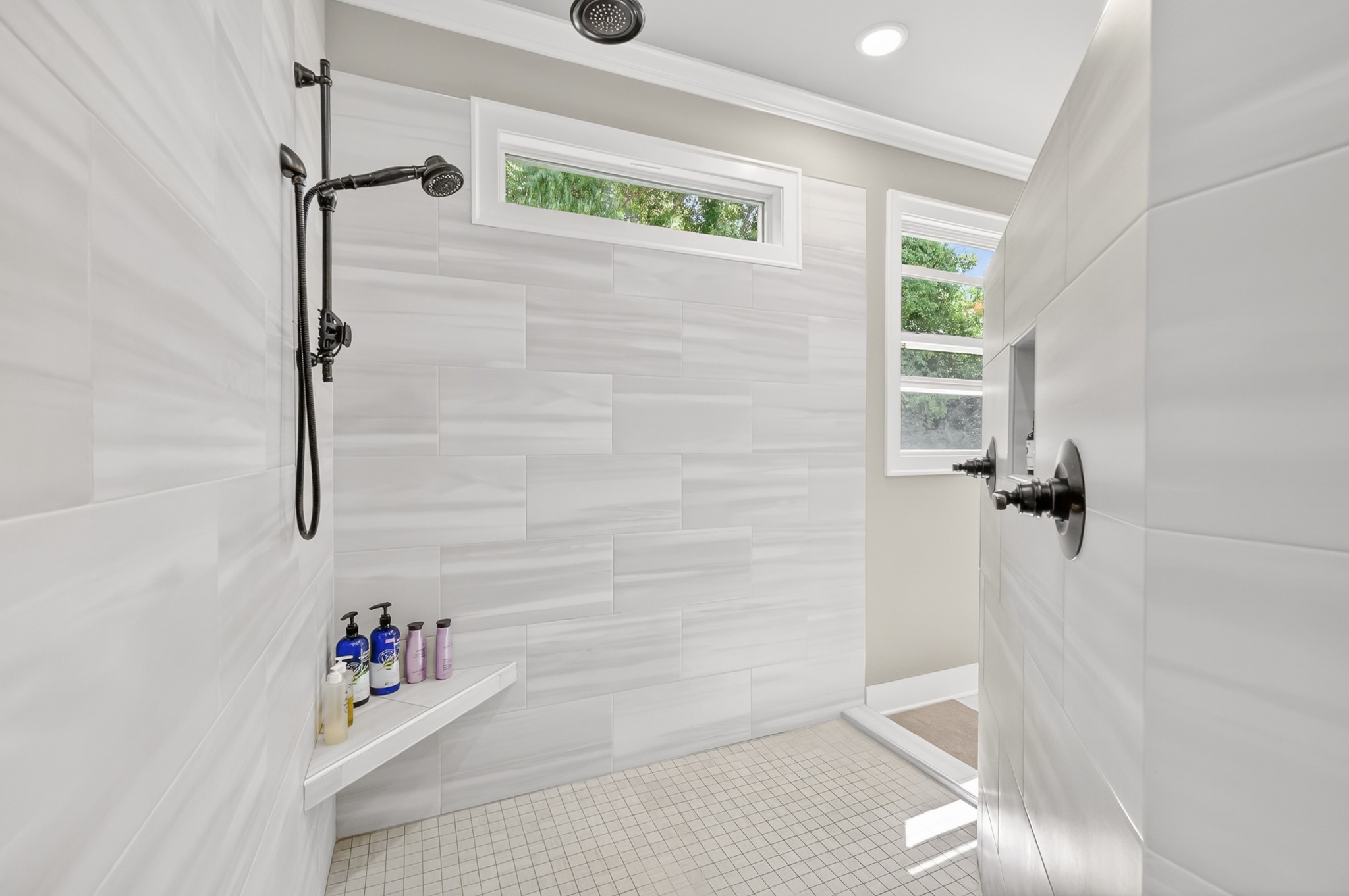 1176 Iron Bridge Road Columbia, TN 38401 - Photo 32 of 53 a bathroom with a shower