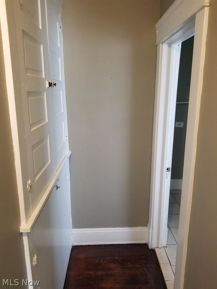 3809 Delmore Road Cleveland, OH 44121 - Photo 19 of 34