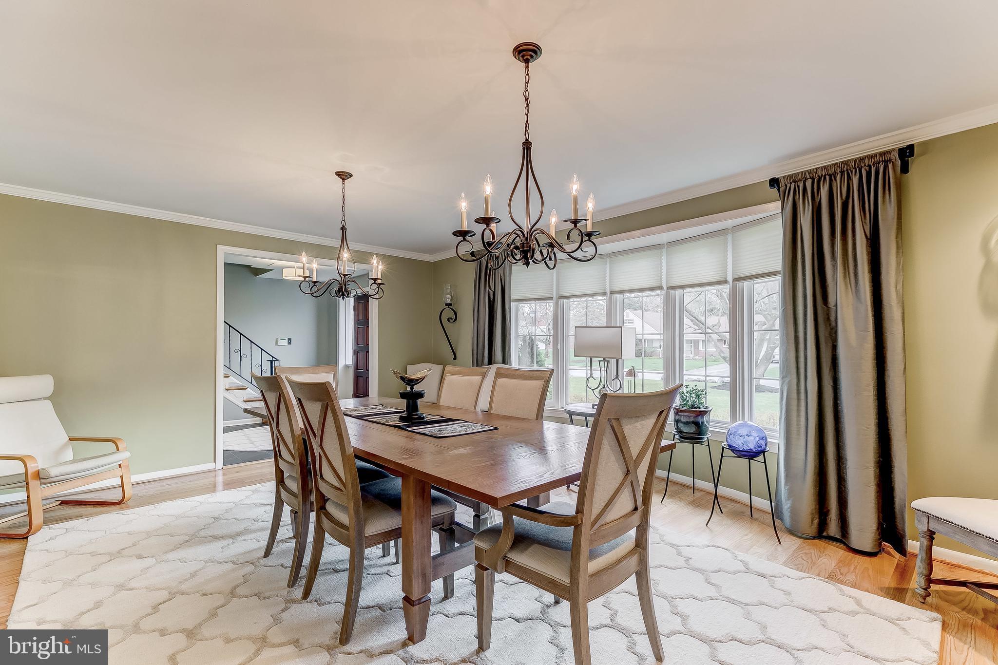 7928 Long Meadow Road Baltimore, MD 21208 - Photo 5 of 34 Elegant formal dining room w/beautiful bay window