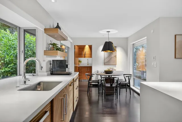 $3,400,000 | 3636 Fair Oaks Boulevard, Sacramento, CA 95864