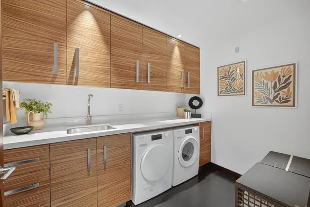 $3,400,000 | 3636 Fair Oaks Boulevard, Sacramento, CA 95864