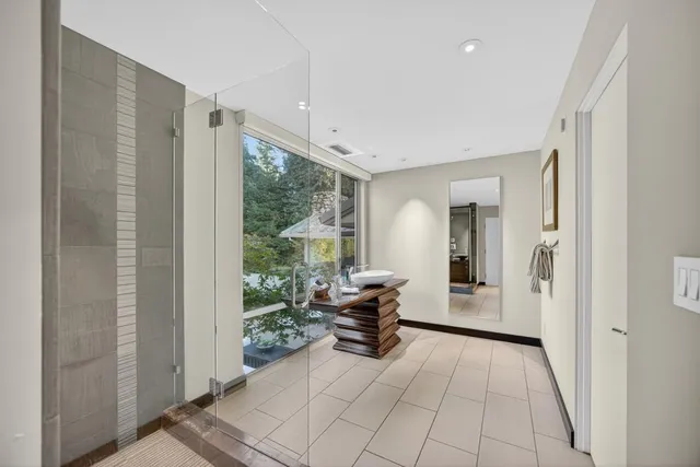 $3,400,000 | 3636 Fair Oaks Boulevard, Sacramento, CA 95864