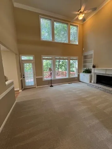 a view of livingroom with hardwood