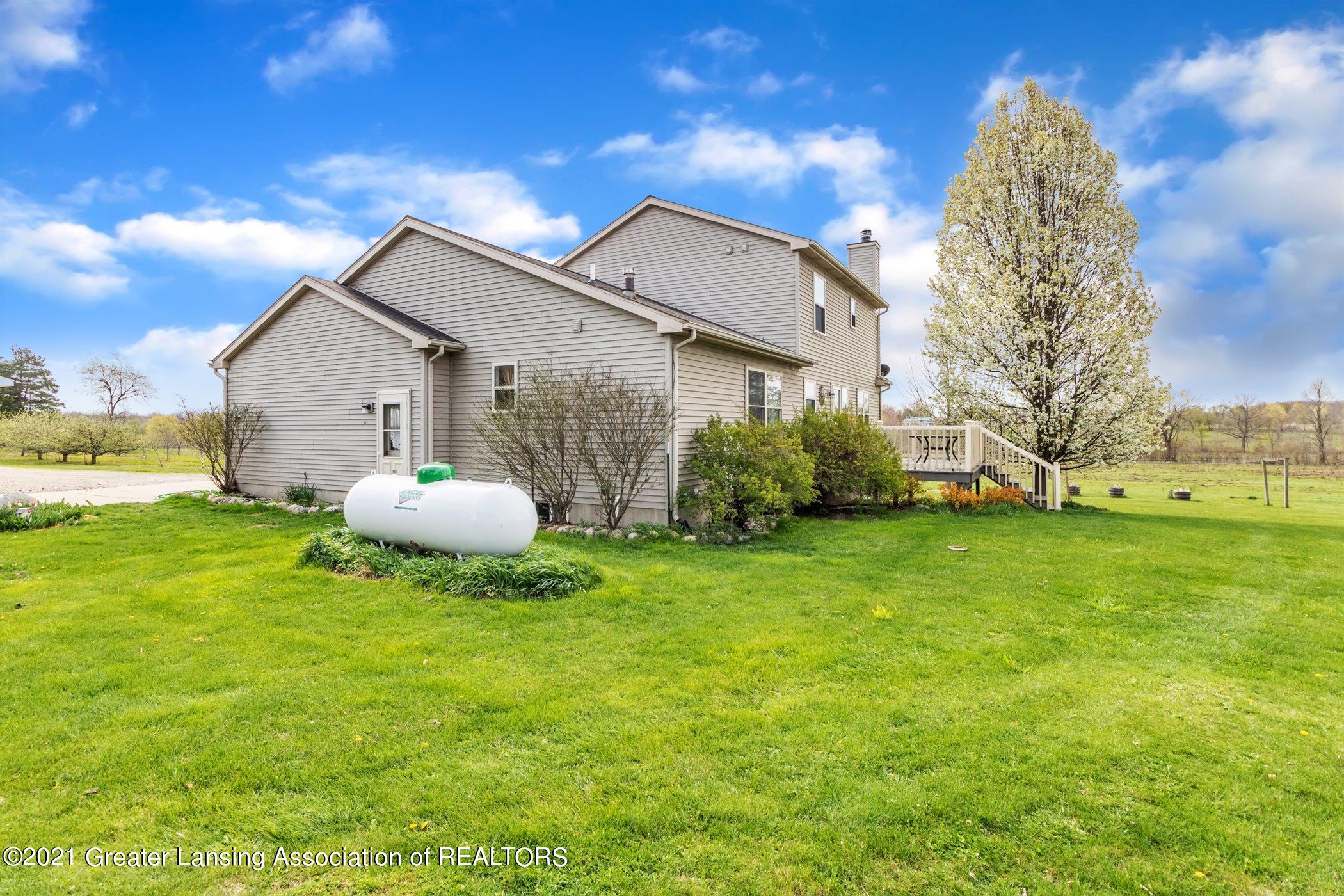 1337 North Ainger Road Charlotte, MI 48813 - Photo 38 of 60 40-1337 N Ainger Rd-Windowstill-Real-Est