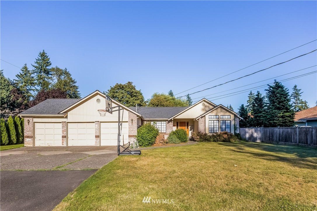 18207 Bellflower Road Bothell, WA 98012 - Photo 1 of 23