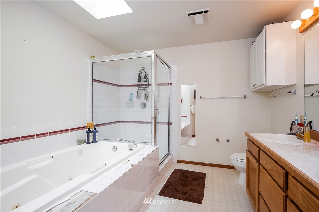 18207 Bellflower Road Bothell, WA 98012 - Photo 16 of 23