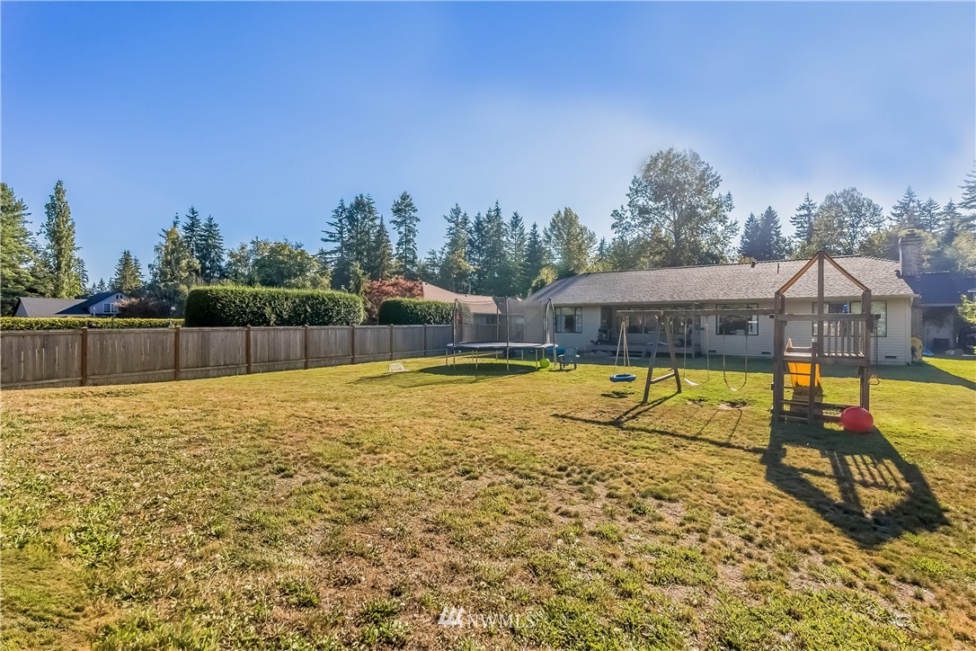 18207 Bellflower Road Bothell, WA 98012 - Photo 22 of 23