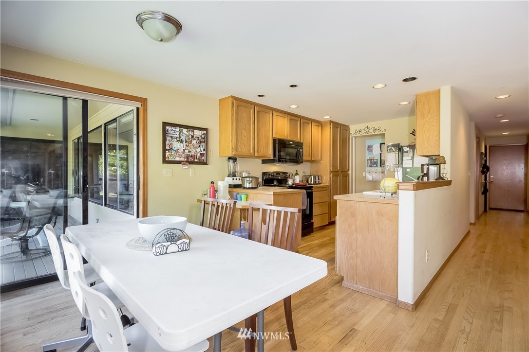 18207 Bellflower Road Bothell, WA 98012 - Photo 8 of 23