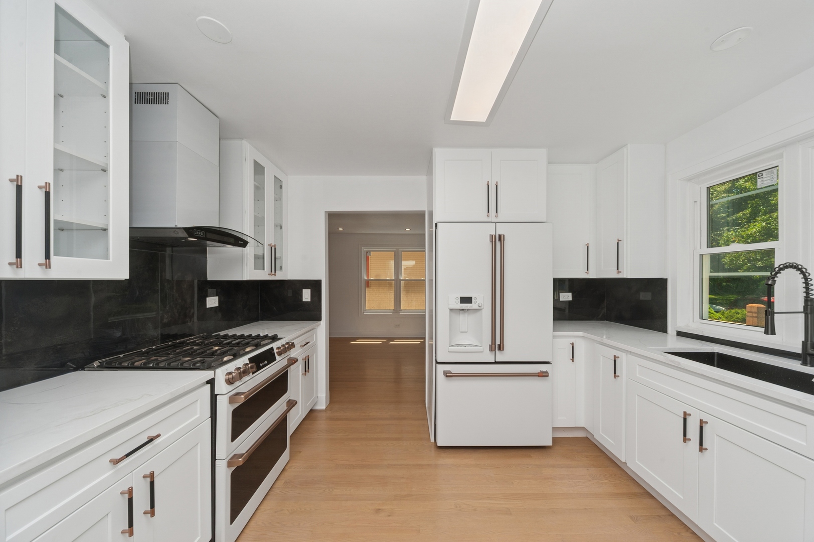 1037 Dodge Avenue Evanston, IL 60202 - Photo 22 of 54