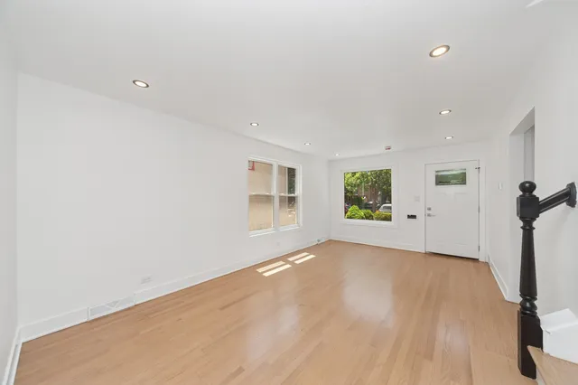 $879,000 | 1037 Dodge Avenue, Evanston, IL 60202