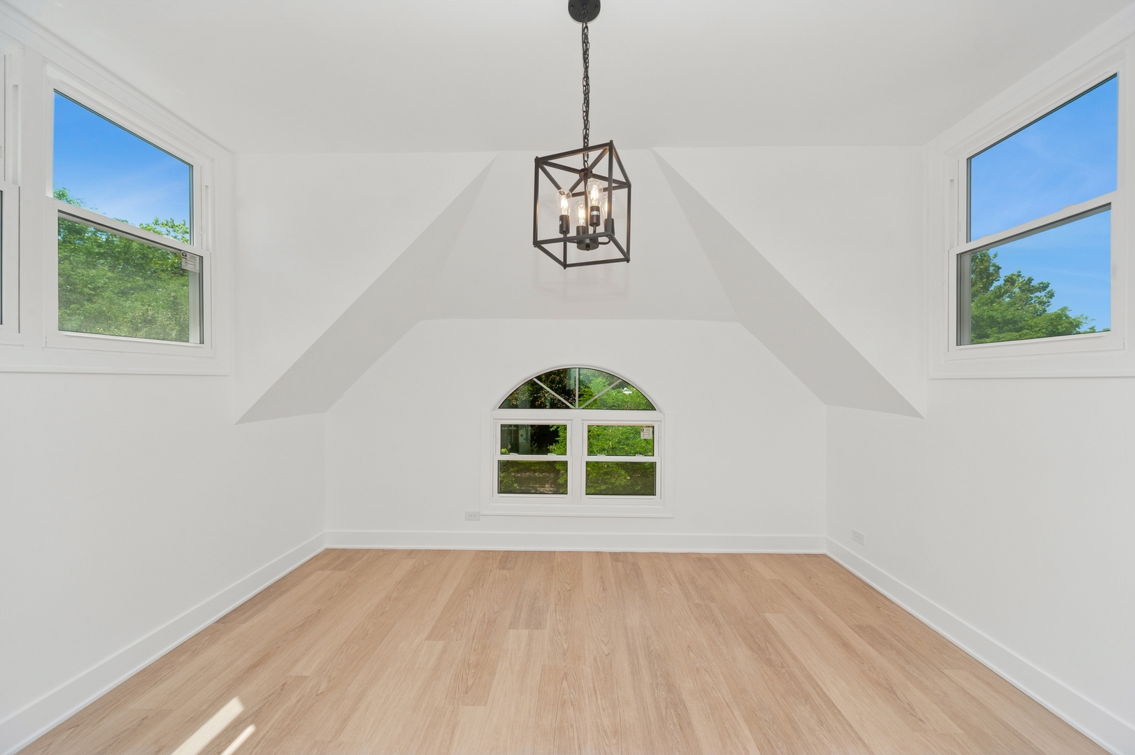 1037 Dodge Avenue Evanston, IL 60202 - Photo 32 of 54