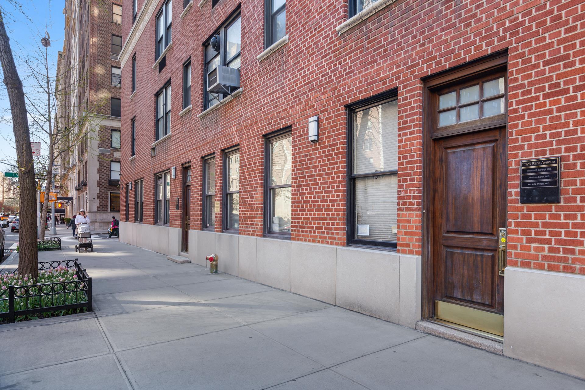 1126 Park Avenue, Unit 1A Manhattan, NY 10128 - Photo 4 of 7