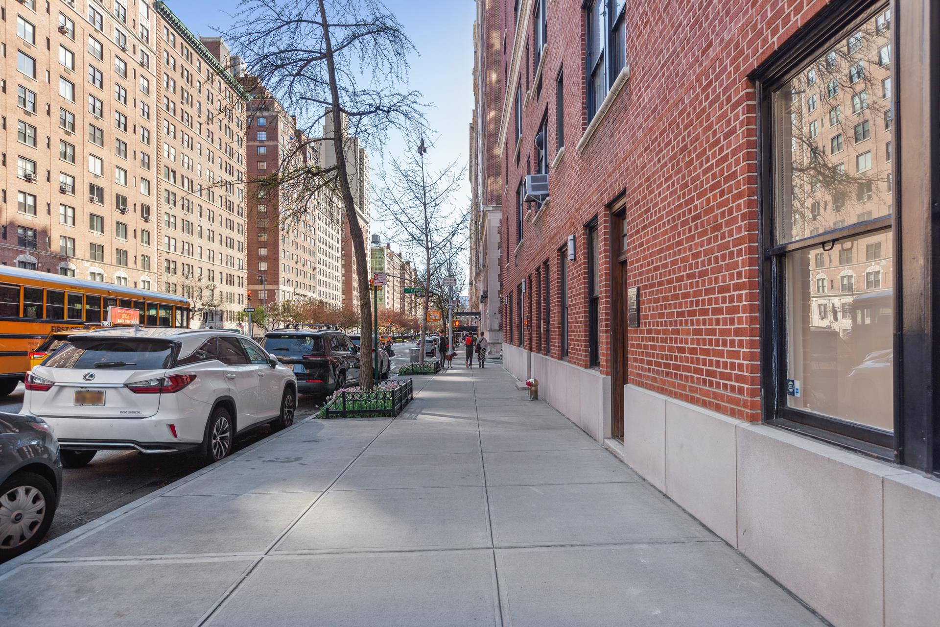 1126 Park Avenue, Unit 1A Manhattan, NY 10128 - Photo 6 of 7