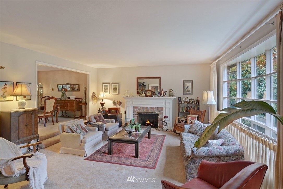 6302 136th Place Southwest Edmonds, WA 98026 - Photo 3 of 25 Gallery Image 3